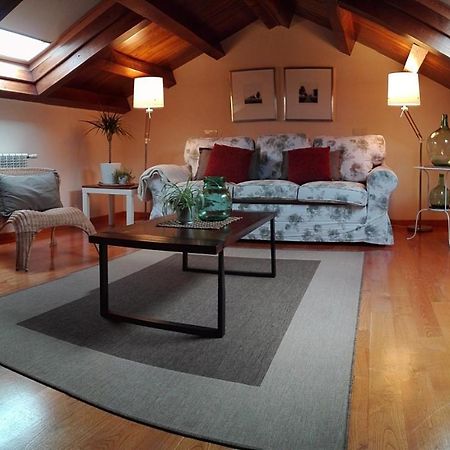 Apartamentos Rurales Casanova 타피아 데 카사리에고 외부 사진
