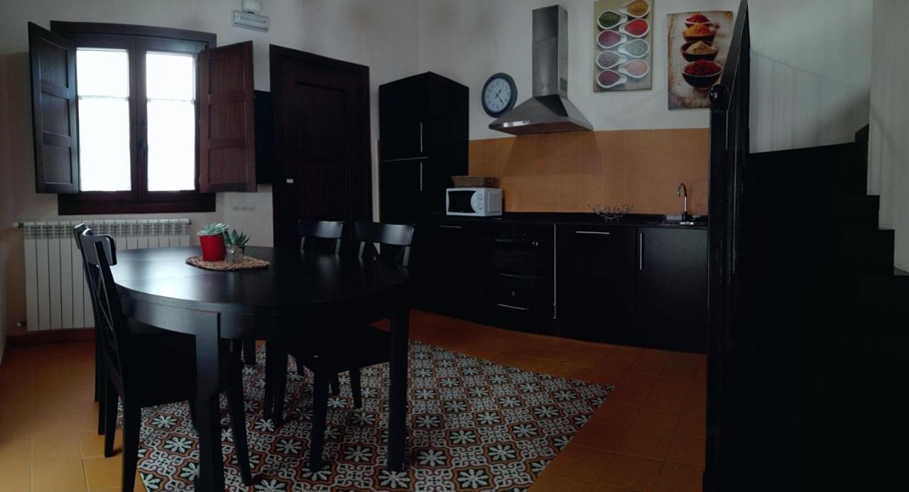 Apartamentos Rurales Casanova 타피아 데 카사리에고 외부 사진